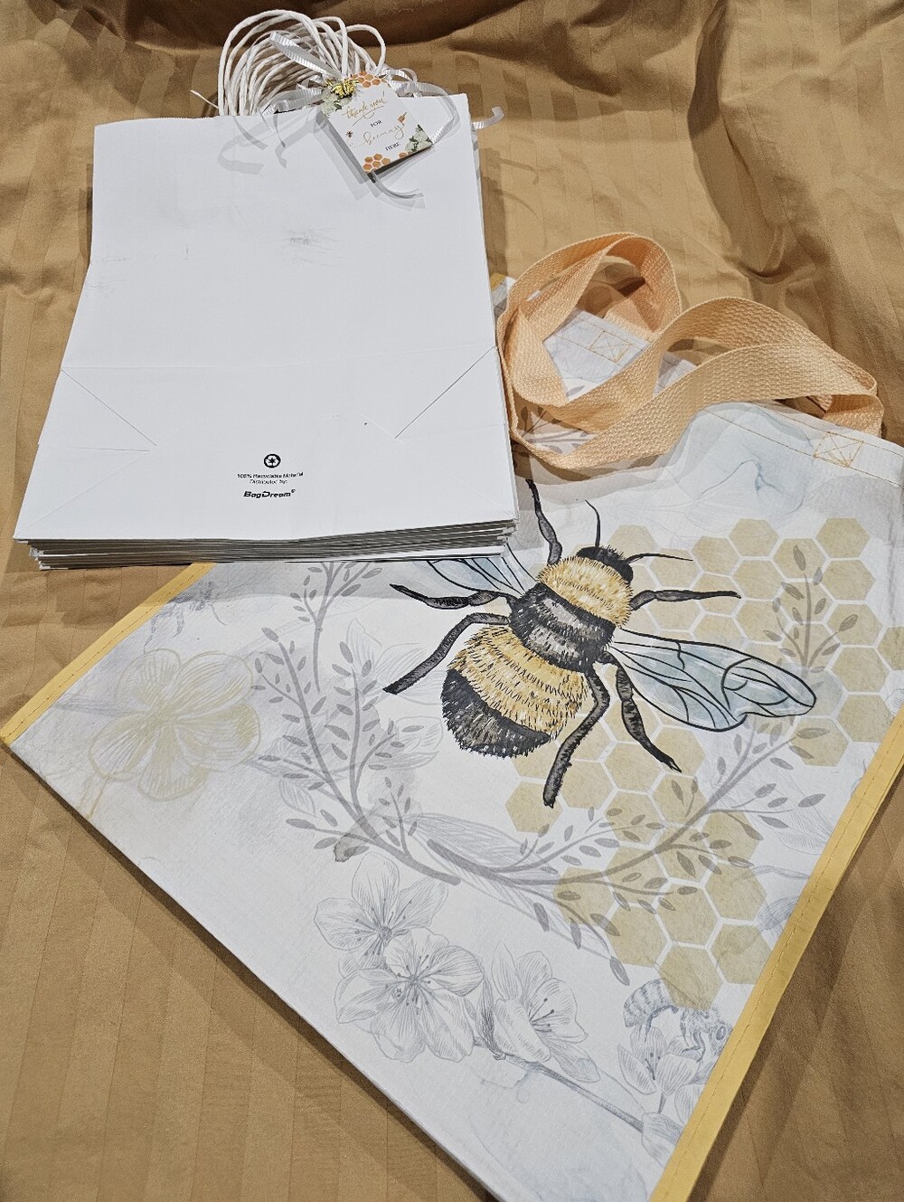 Bee Print Gift Bags/Bee Print Reusable Tote Bag in Yellow and Cream 13 Total Bag